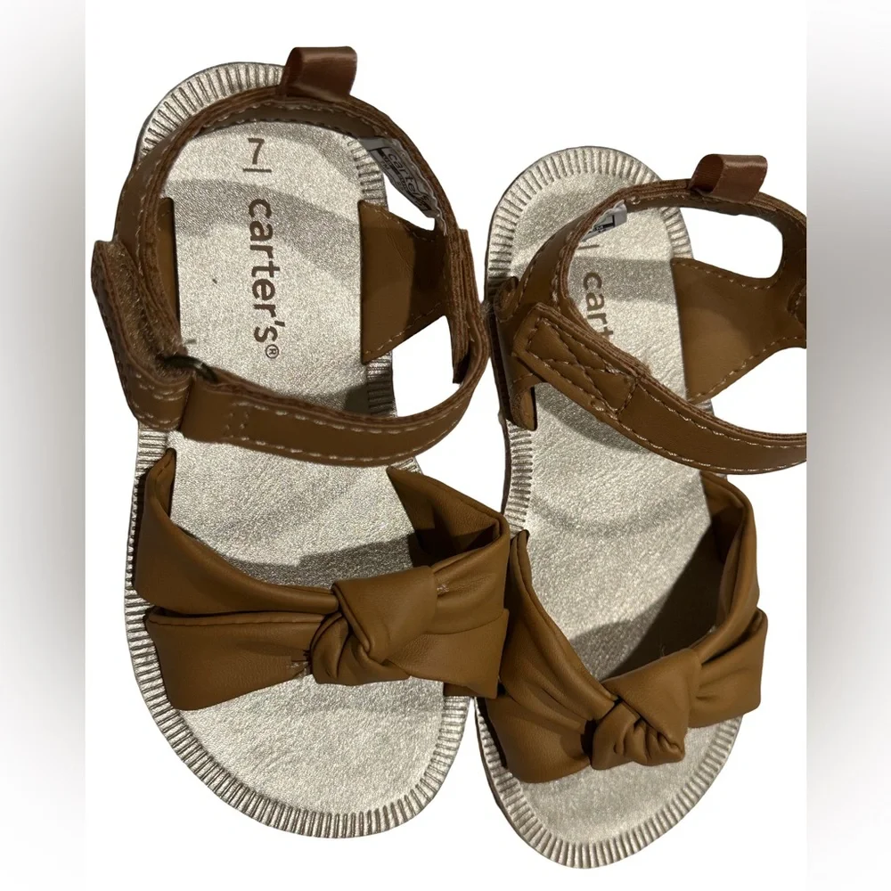 Carter’s NWOT Toddler Girl Sandals Brown Bow Size 7